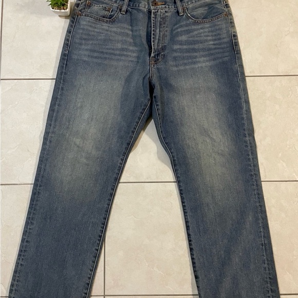 NWOT Men’s Lucky Brand Jeans Relaxed Straight sz 36 w/30 l - Picture 3 of 4